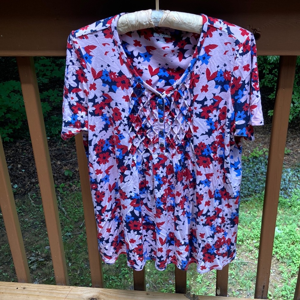 Kim Rogers pink flower T-shirt